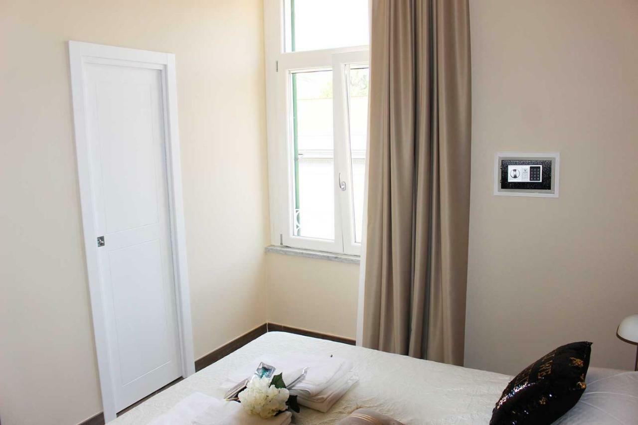 B&B Napoli Holidays Exterior photo